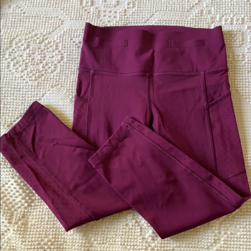 Lululemon cropped running tights